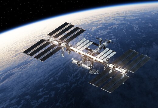 ثبت تصویری حیرت‌انگیز از زمین در ایستگاه فضایی! / عکس