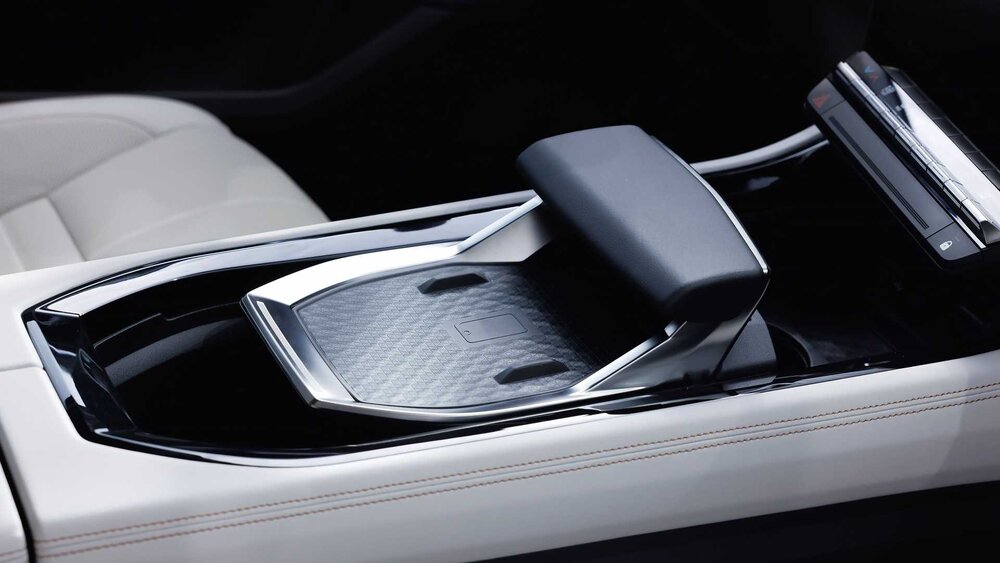 رونمایی از شاسی بلند جدید رنو که از کولئوس بزرگتر است / عکس