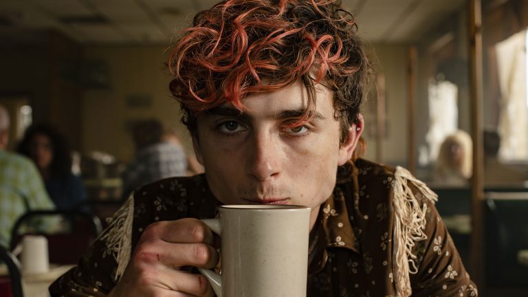 نقد فیلم استخوان ها و همه چیز (Bones And All) | داستان دو آدمخوار