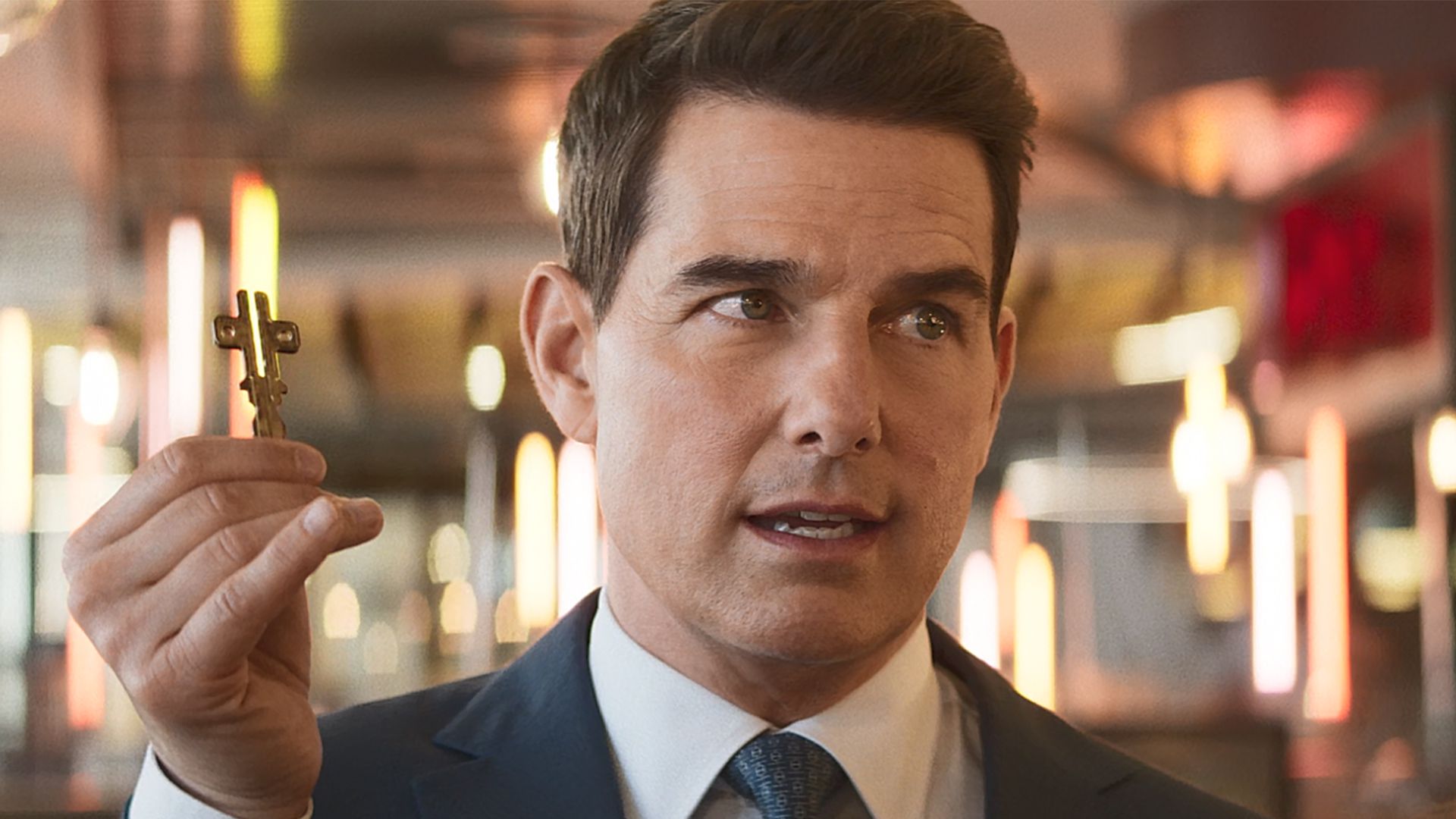 پرش تام کروز از ارتفاع با موتور در پوستر جدید فیلم Mission Impossible 7