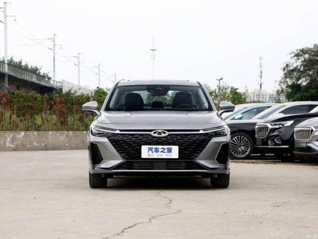 خودرو هیبریدی Chery Arrizo 8 PHEV