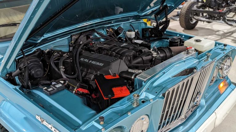 جیپ سیمرغ 1966