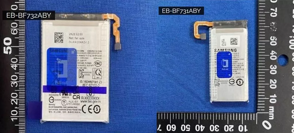 گوشیهای تاشوی 2023