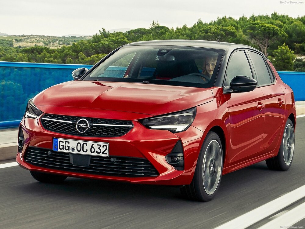 ماشین محبوب آلمانی به ایران برمیگردد؟/ ملاقات دوباره اپل کورسا بعد از ۲۸ سال/ عکس