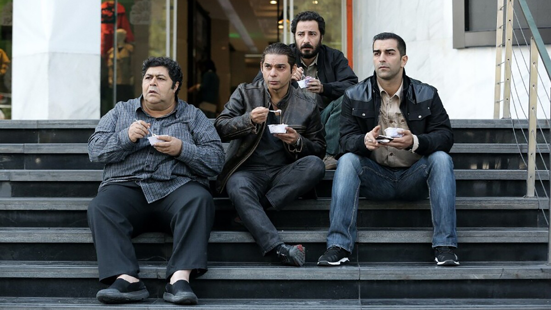 نقد فیلم برادران لیلا | شورش ناتمام