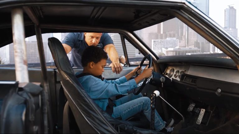 ارتباط پدر با پسر و نقش پررنگ خانواده در ویدیو جدید سریع و
خشن ۱۰