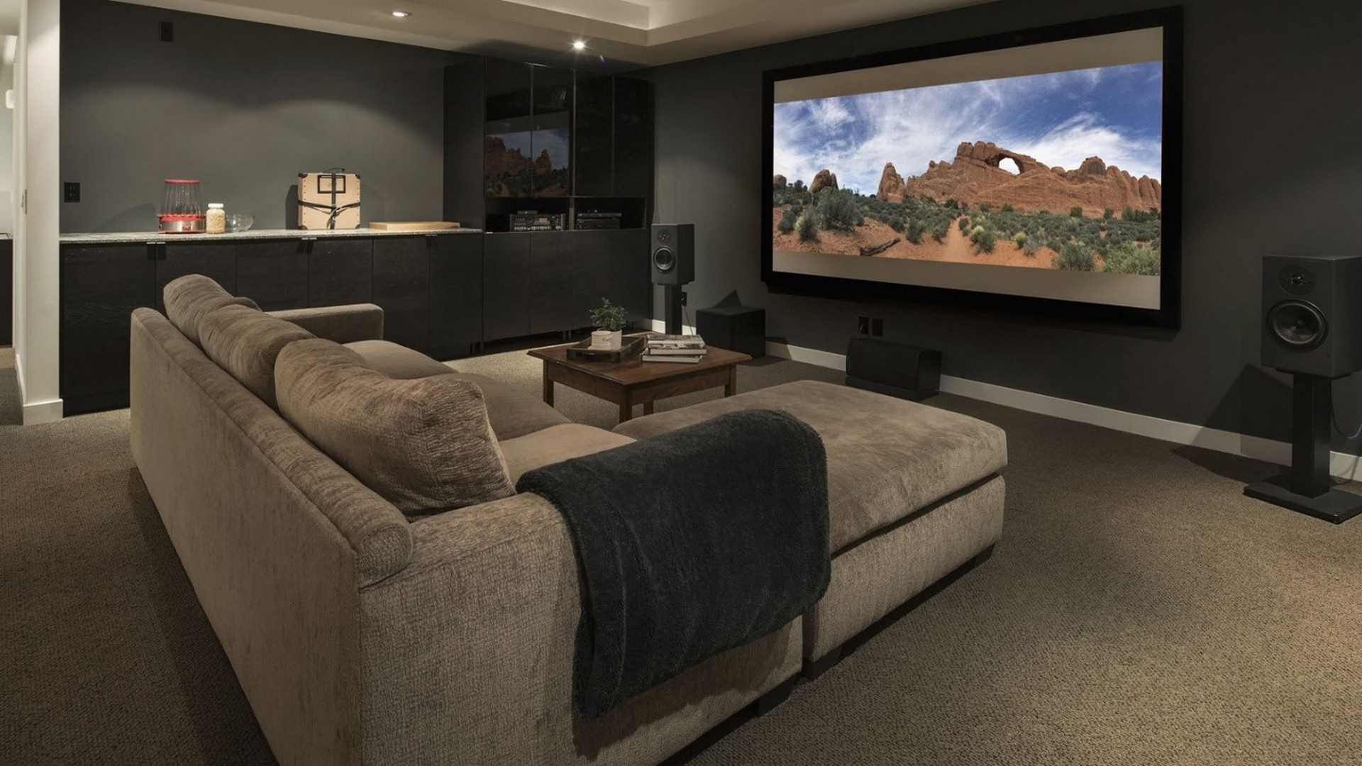 تکنو لایف: ساندبار یا سینما خانگی؛ کدام بهتر است؟