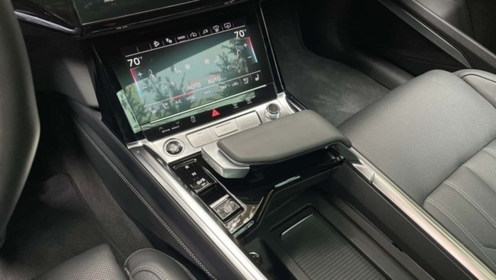 جدیدترین شاسیبلند آئودی تنها ۴.۵ میلیارد تومان قیمت دارد!/ عکس