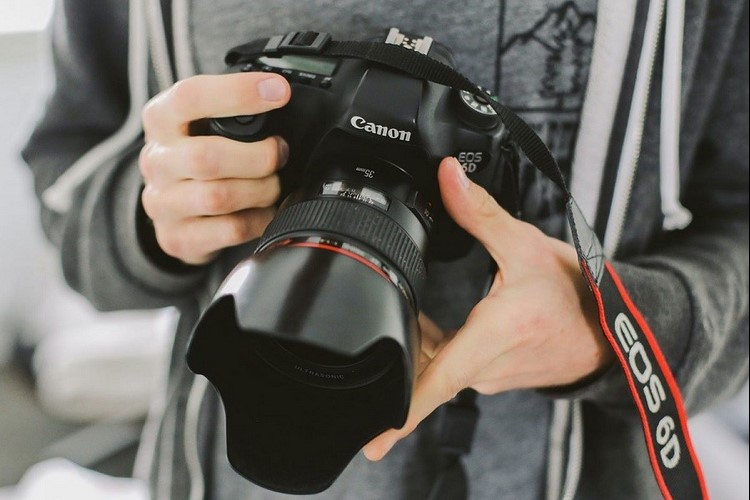 رازهای خرید موفق لنز دوربین به همراه هود لنز