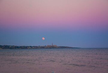 سایهای عجیب روی ماه / رازگشایی از یک پدیده شگفتانگیز/ عکس