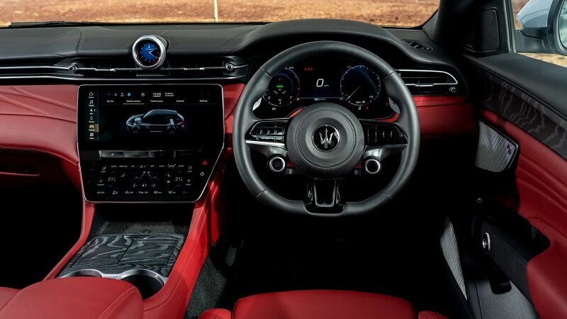 تمام جذابیتهای یک ماشین ایتالیایی در شاسی بلند جدید مازراتی/ عکس