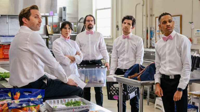 نقد سریال پارتی داون (Party Down) | سیتکامی قدر
ندیده!