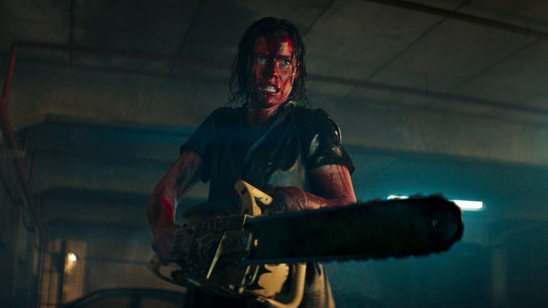 نقد فیلم مرده شریر برمیخیزد (Evil Dead Rise) | آپارتمان
وحشت!