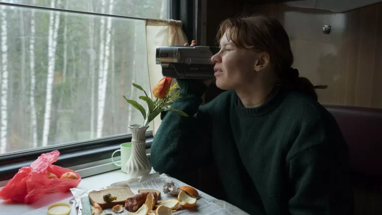 نقد فیلم کوپهی شمارهی شش (Compartment No 6) | یک اودیسهی
زمینی