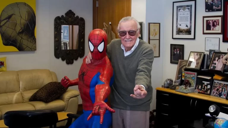 نقد مستند Stan Lee | خالق ابرقهرمانهای مارول