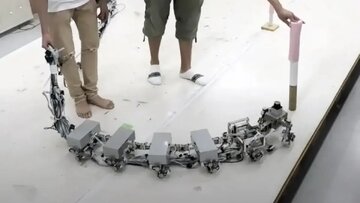 ژاپنی‌ها یک ربات عجیب ۱۰۰ پا ساختند/ عکس