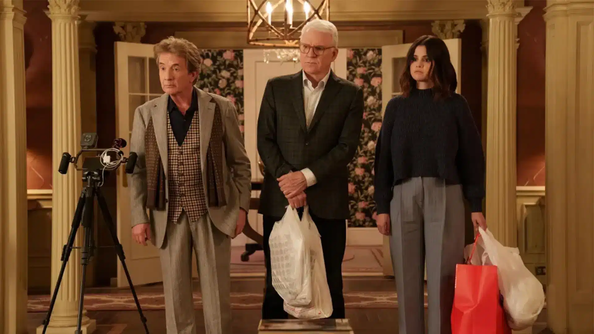 اشاره به وقایع فصل سوم در پوستر سریال Only Murders in the
Building