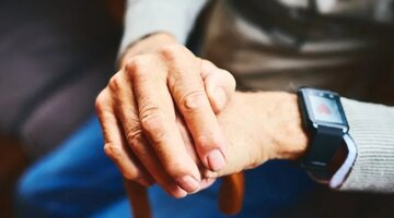 تشخیص پارکینسون را ۷ سال قبل از ظهور علائم با این ساعتهای پرطرفدار