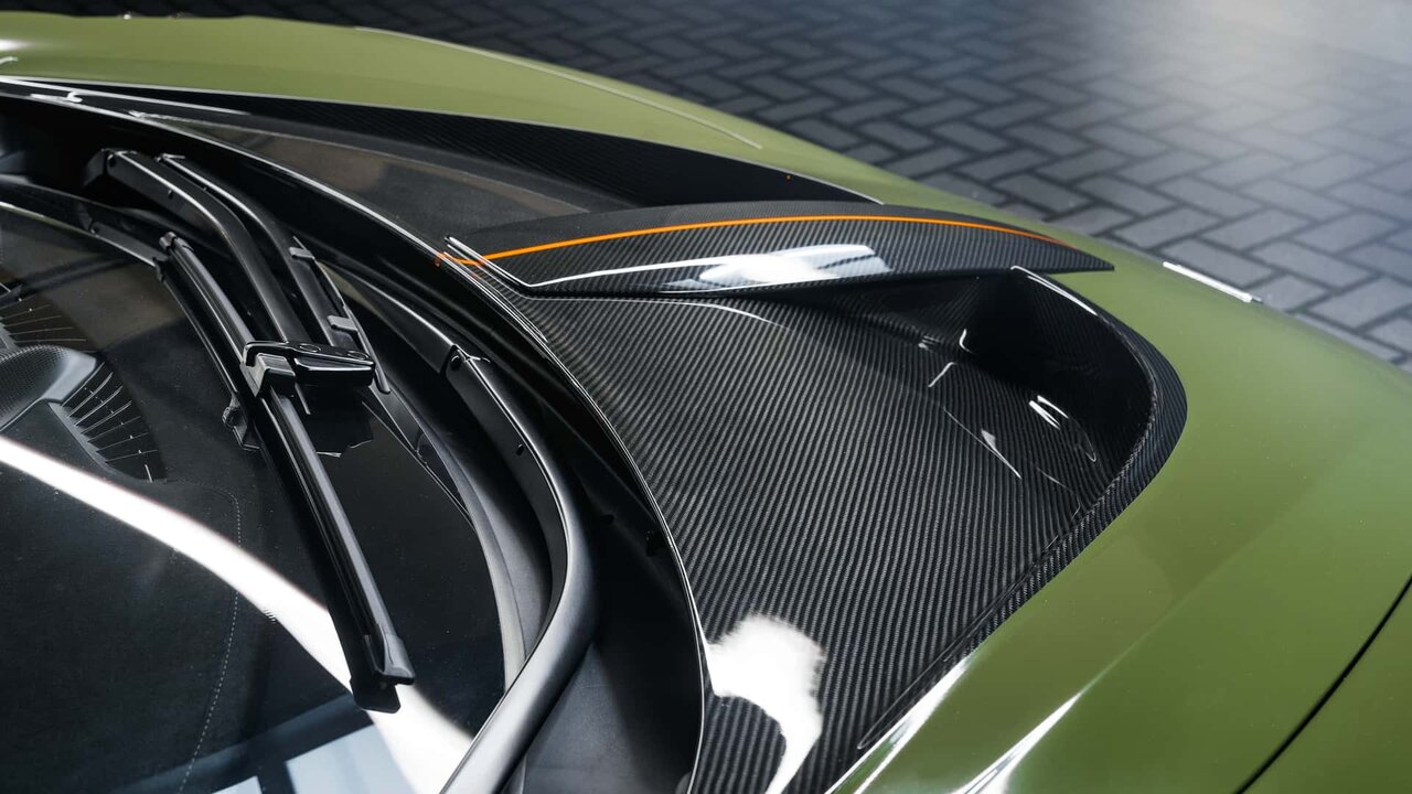 مار خوش خط و خال مکلارن قدرتمندتر از همیشه/ عکس