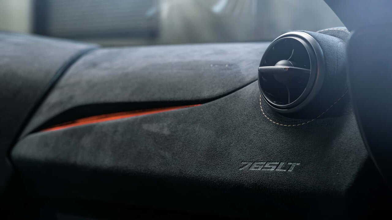 مار خوش خط و خال مکلارن قدرتمندتر از همیشه/ عکس