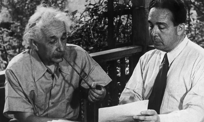 چرا اینشتین در پروژه ساخت اولین بمب اتم جهان مشارکت
نداشت؟