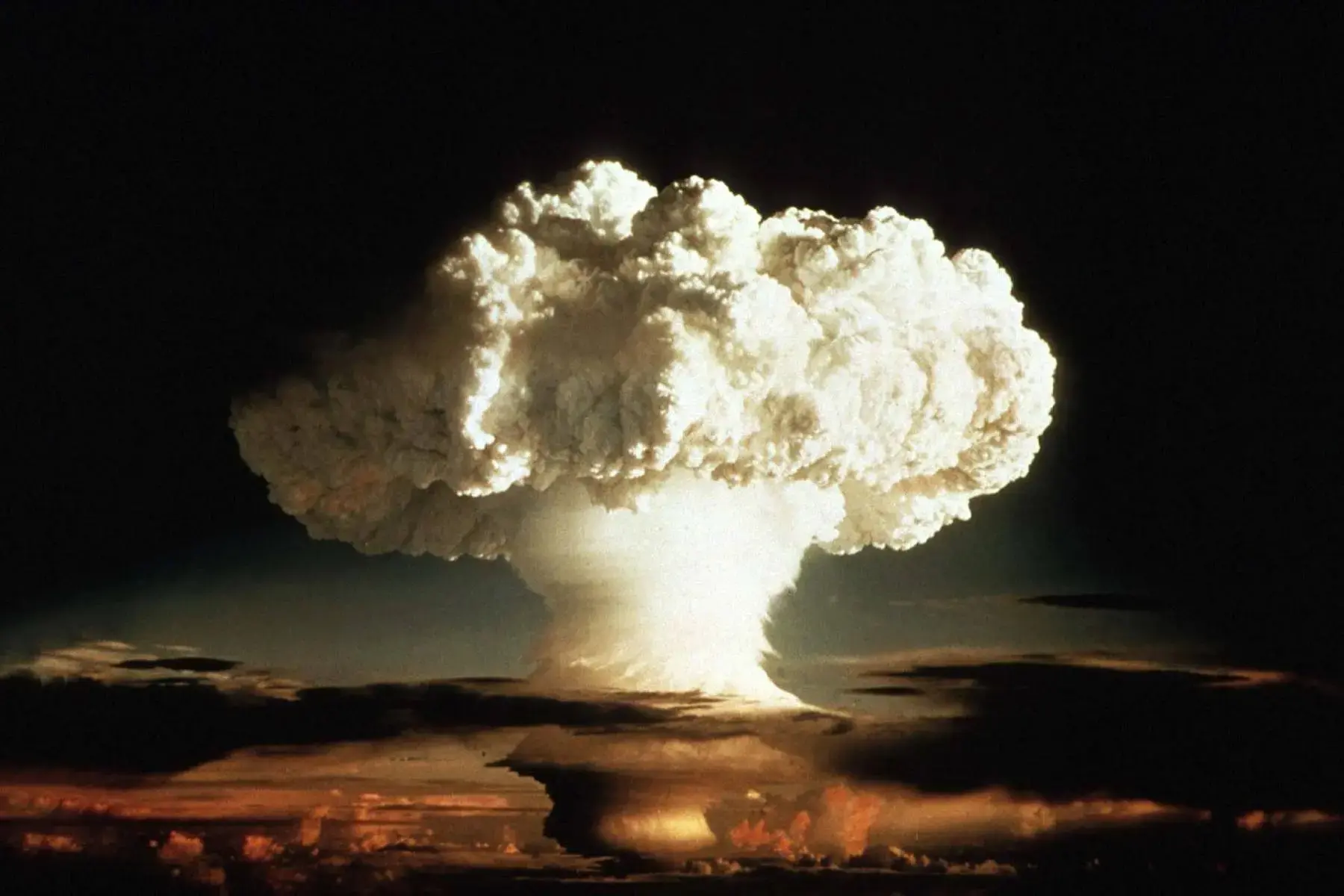 بزرگ‌ترین بمب‌های منفجرشده؛ از بمب تزار تا مادر همه
بمب‌ها