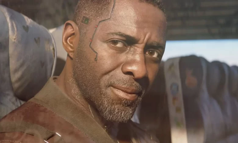 نمایش گذشته شخصیت ادریس البا در تریلر سینمایی Cyberpunk
2077: Phantom Liberty