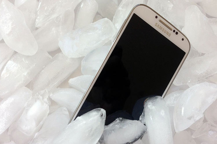 هوای سرد چه تاثیری روی باتری گوشی می‌گذارد؟