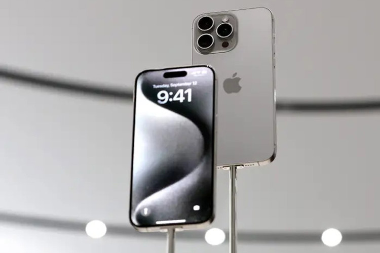 در تعطیلات کریسمس آیفون ۱۵ پرو رایگان دریافت کنید!