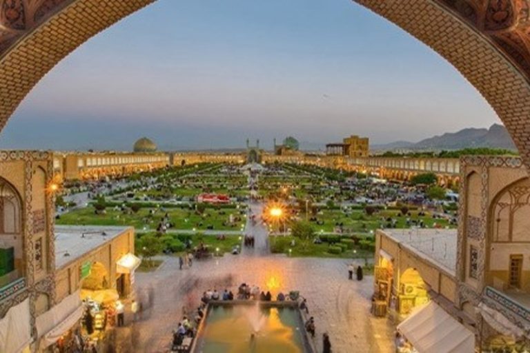 بهترین فصل برای سفر به اصفهان
