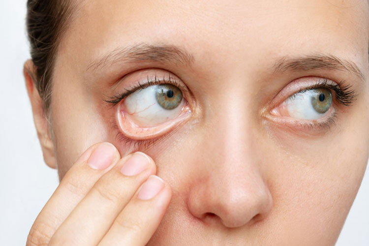 ساخت نمونه‌ آزمایشگاهی بافت چشم انسان که می‌تواند گریه کند