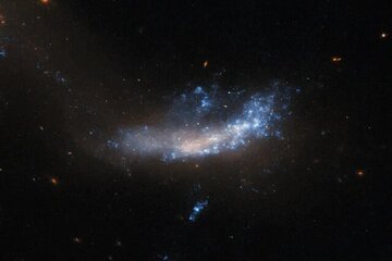 ستاره‌ای درخشان‌تر از خورشید / عکس