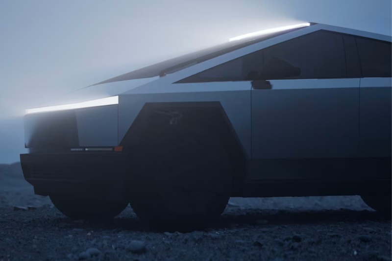 سود تسلا افت کرد؛ سایبرتراک ورق را برمیگرداند؟