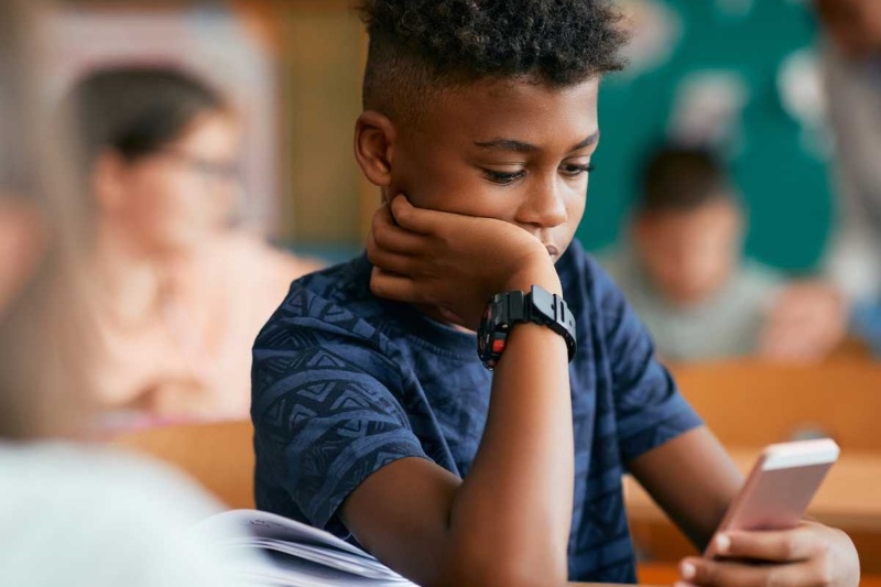 چرا بلوغ باعث توقف رشد ما میشود؟