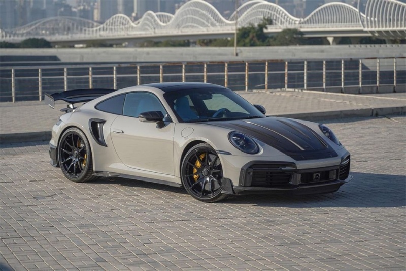 این مدل سفارشی پورشه ۹۱۱ توربو S است؛ هیولای تقویتشده توسط منصوری