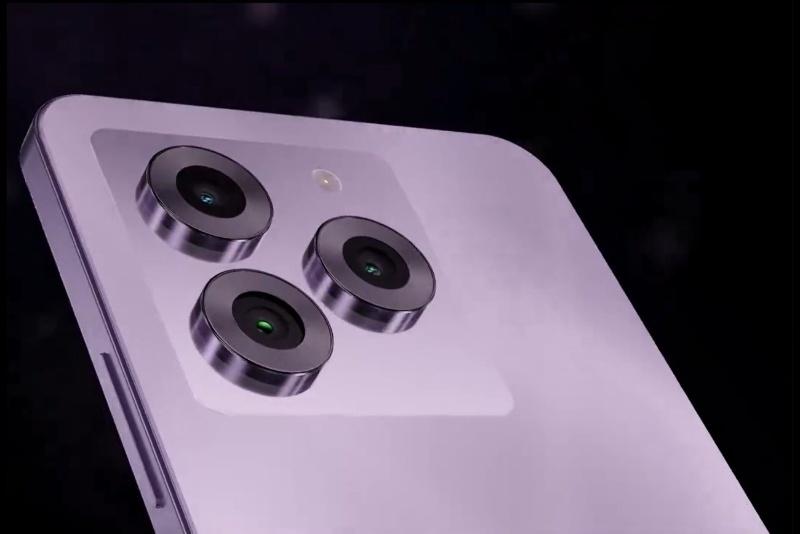 این گوشی ارزان چیدمان دوربین آیفون ۱۵ پرو را به تکامل می‌رساند