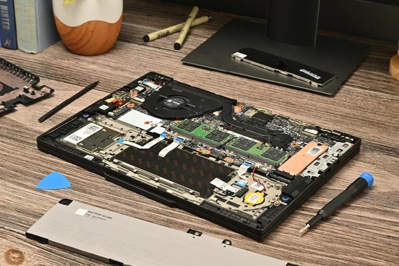 تعمیر لپ تاپ لنوو سادهتر میشود