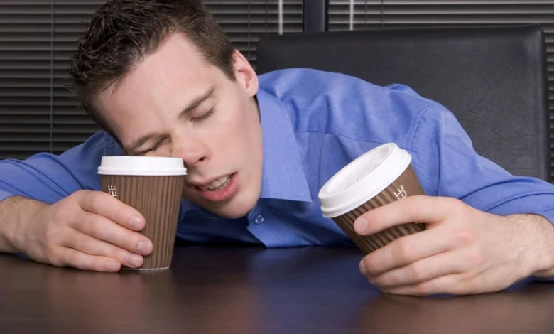 چرا بعد از نوشیدن قهوه احساس خواب آلودگی میکنیم؟