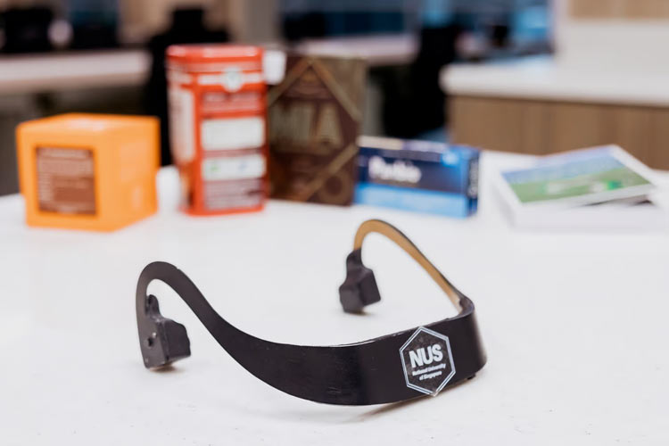 گجتی که به کمک نابینایان میآید