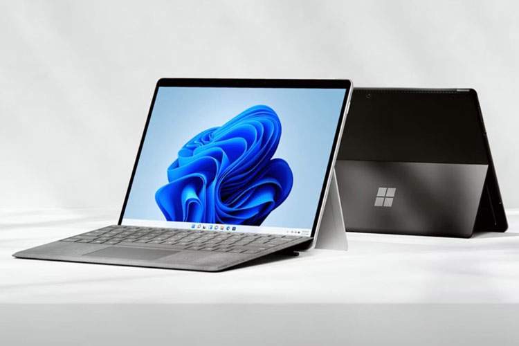 مایکروسافت از سرفیسهای جدید رونمایی میکند