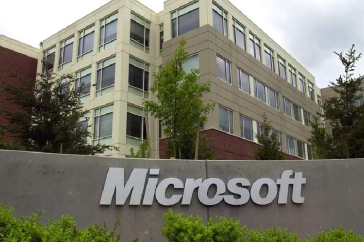 مایکروسافت هزینه سوئیچ به فروشندگان ابری دیگر را کاهش می‌دهد