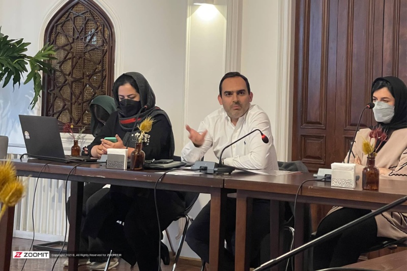 میلاد منشیپور از مدیرعاملی تپسی کنارهگیری کرد