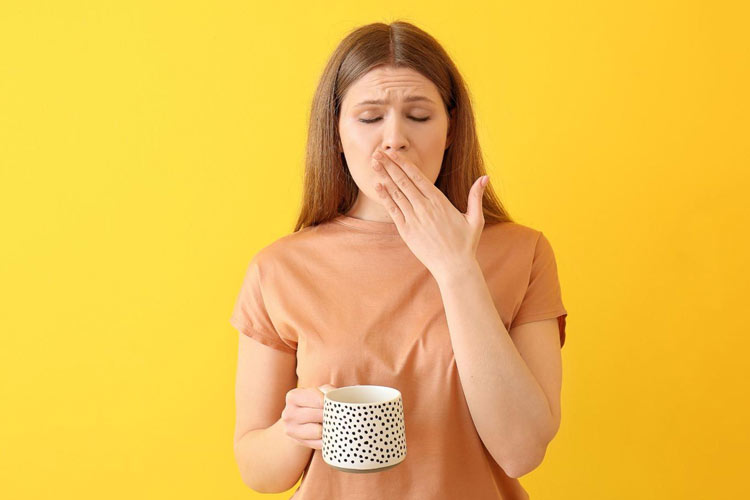 چرا گاهی قهوه خواب‌آور است؟