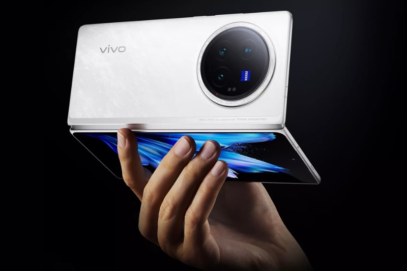 گوشیهای تاشو سری X Fold 3 رونمایی شدند؛ آغاز نبرد پرهیجان با گلکسی زد فولد ۶