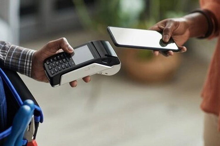 آغاز خرید با موبایل و بدون کارت بانکی در ۶ بانک