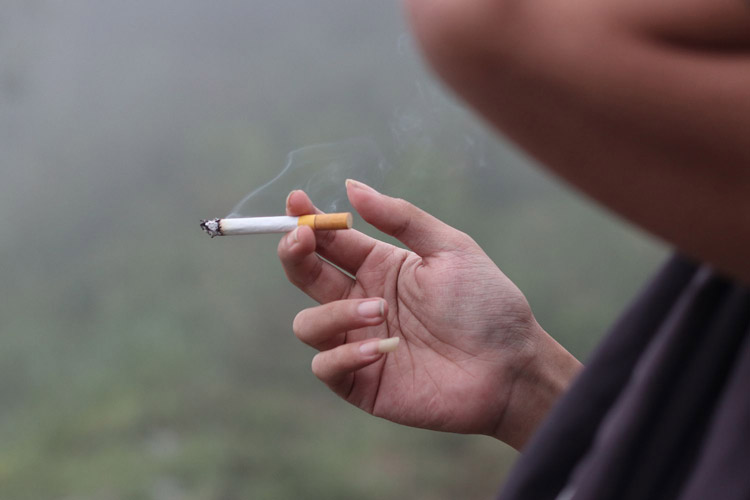 آیا سیگار کشیدن شما را لاغر نگه می‌دارد؟