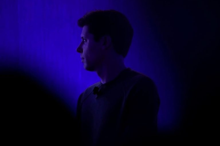 اتفاق عجیب؛ یکی از مدیران مهم OpenAI وجود خارجی ندارد!
