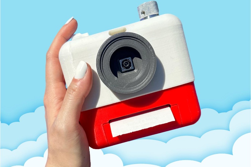 این دوربین بهجای عکس گرفتن، شعر میگوید!