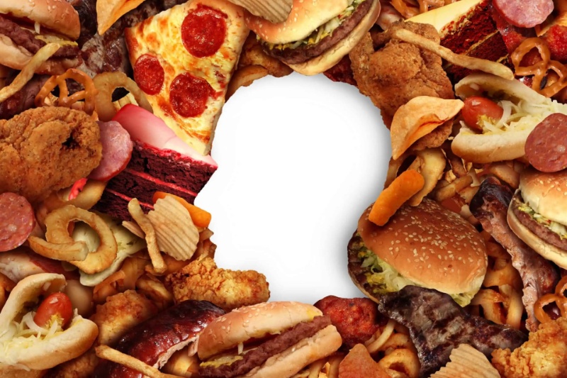 تغذیه ناسالم میتواند آسیب جبرانناپذیر به مغز بزند