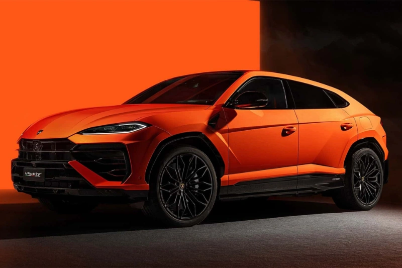 شاسیبلند محبوب لامبورگینی نونوار شد؛ شتاب صفر تا ۲۰۰ کیلومتربرساعت در ۱۱٫۴ ثانیه!